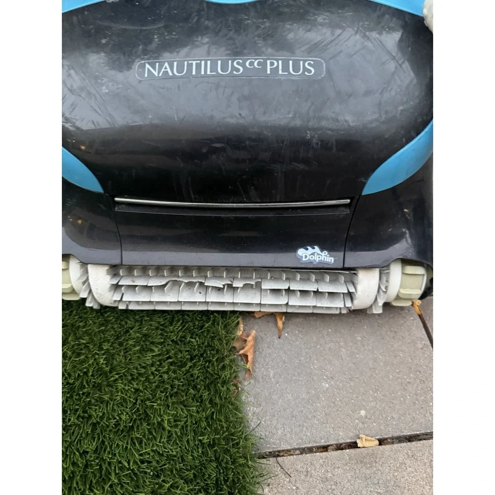 Maytronics Dolphin Nautilus Robotic Pool Cleaner Automatic In-Ground Vacuum 70'